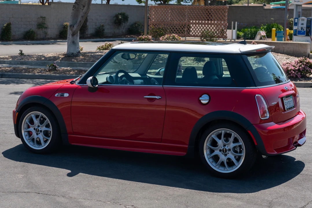 2006 Mini Mini Cooper S 1st Gen - Image 9 of 27