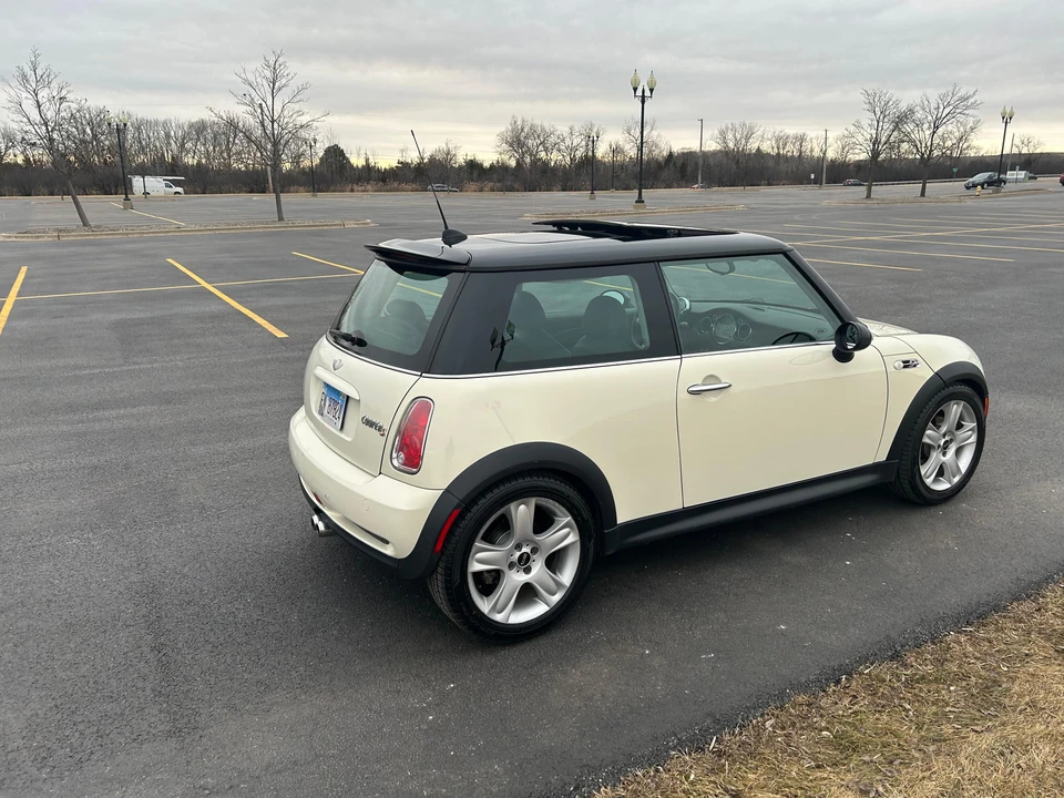2006 Mini Mini Cooper S 1st Gen - Image 7 of 31