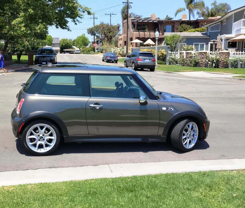 2006 Mini Mini Cooper S 1st Gen - Image 16 of 31