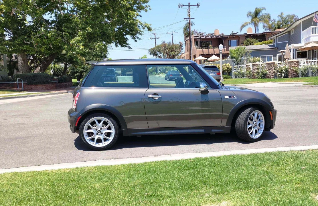 2006 Mini Mini Cooper S 1st Gen - Image 17 of 31