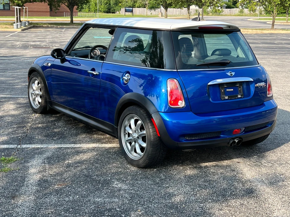 2006 Mini Mini Cooper S 1st Gen - Image 9 of 31