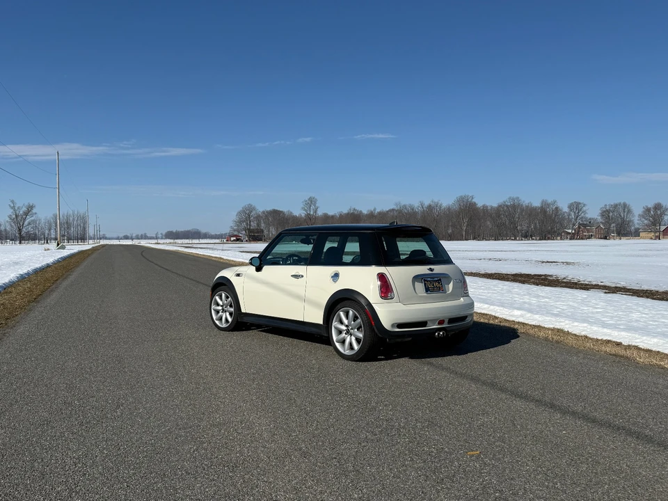 2006 Mini Mini Cooper S 1st Gen - Image 16 of 21