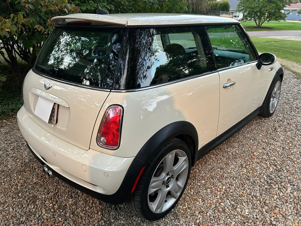 2006 Mini Mini Cooper S 1st Gen - Image 13 of 31