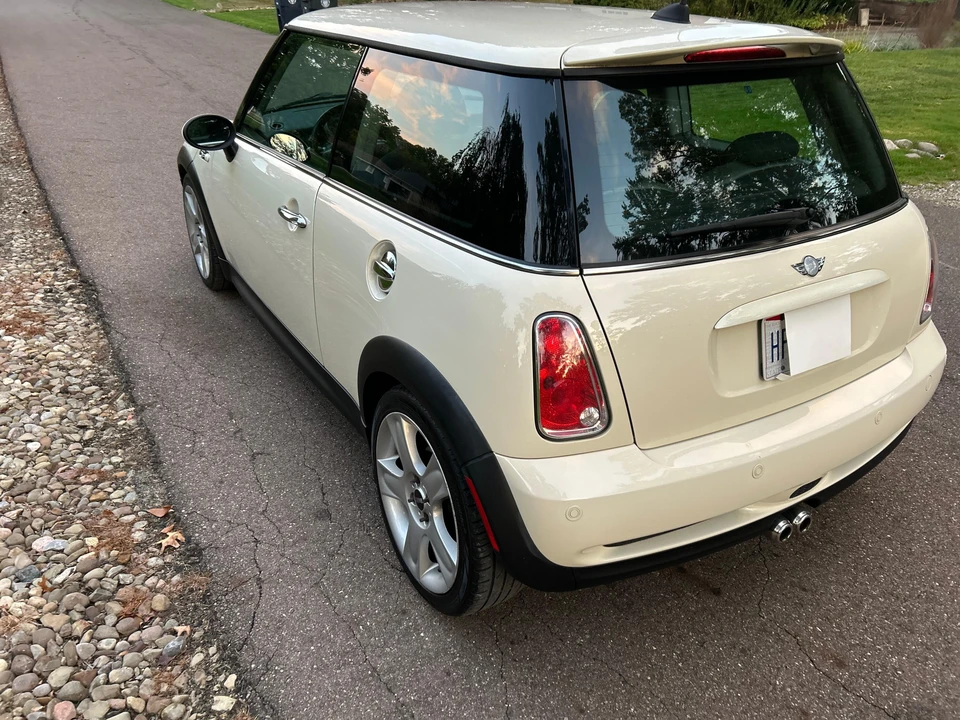 2006 Mini Mini Cooper S 1st Gen - Image 11 of 31