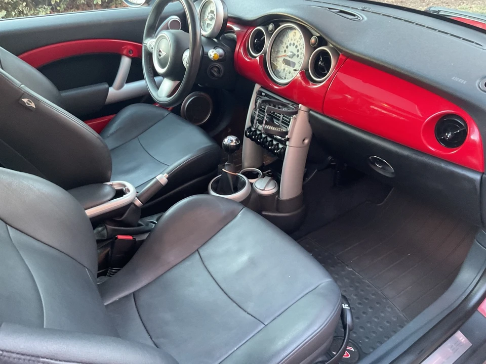 2006 Mini Mini Cooper S 1st Gen - Image 10 of 15