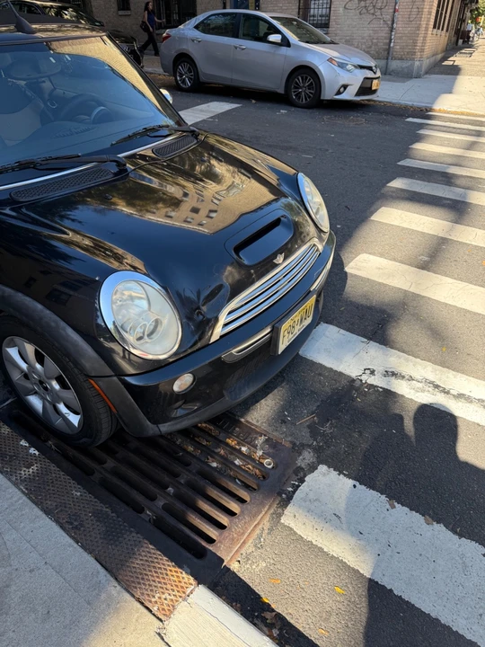 2006 Mini Mini Cooper S 1st Gen - Image 11 of 12