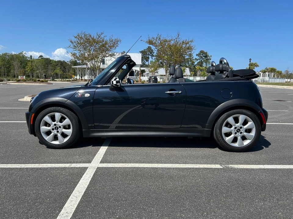2006 Mini Mini Cooper S 1st Gen - Image 14 of 17