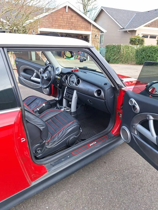 2006 Mini Mini Cooper S 1st Gen - Image 6 of 6