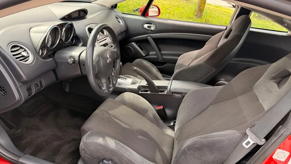 2006 Mitsubishi Eclipse 4th Gen - Image 10 of 13
