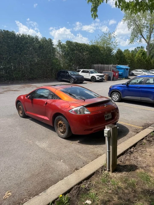 2006 Mitsubishi Eclipse 4th Gen - Image 2 of 3
