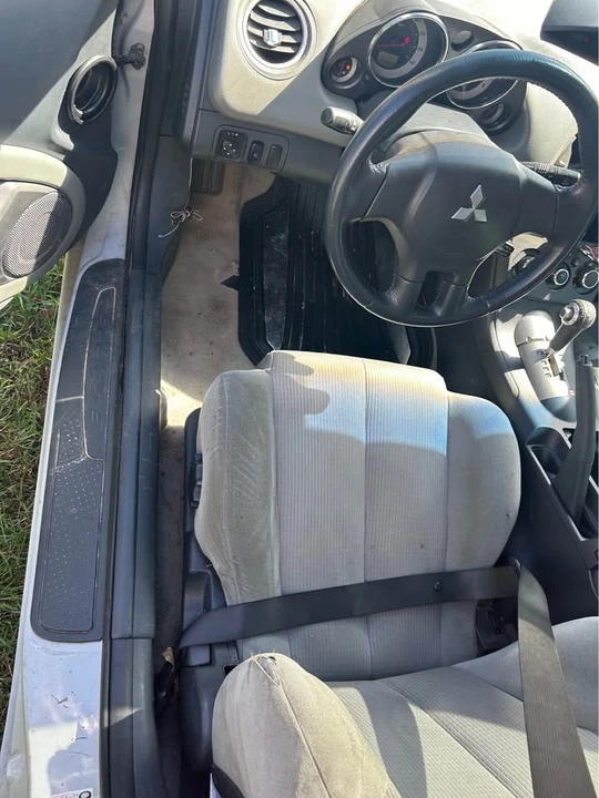 2006 Mitsubishi Eclipse 4th Gen - Image 6 of 7