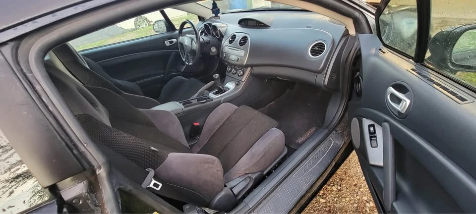 2006 Mitsubishi Eclipse 4th Gen - Image 9 of 10