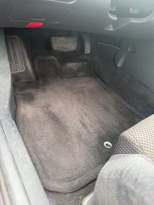 2006 Mitsubishi Eclipse 4th Gen - Image 10 of 21