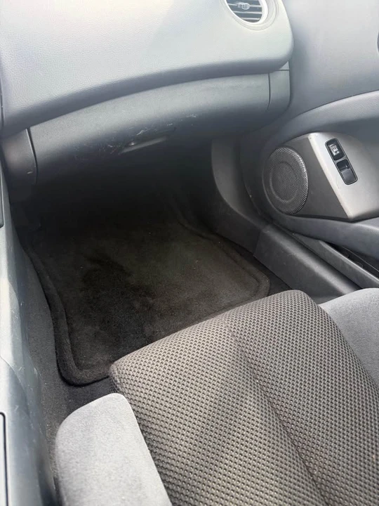 2006 Mitsubishi Eclipse 4th Gen - Image 11 of 21