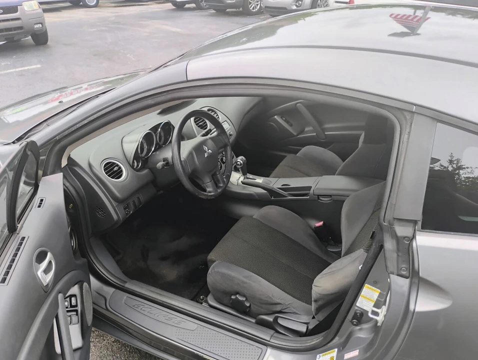 2006 Mitsubishi Eclipse 4th Gen - Image 10 of 21