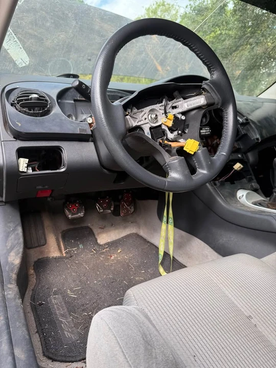 2006 Mitsubishi Eclipse 4th Gen - Image 13 of 20