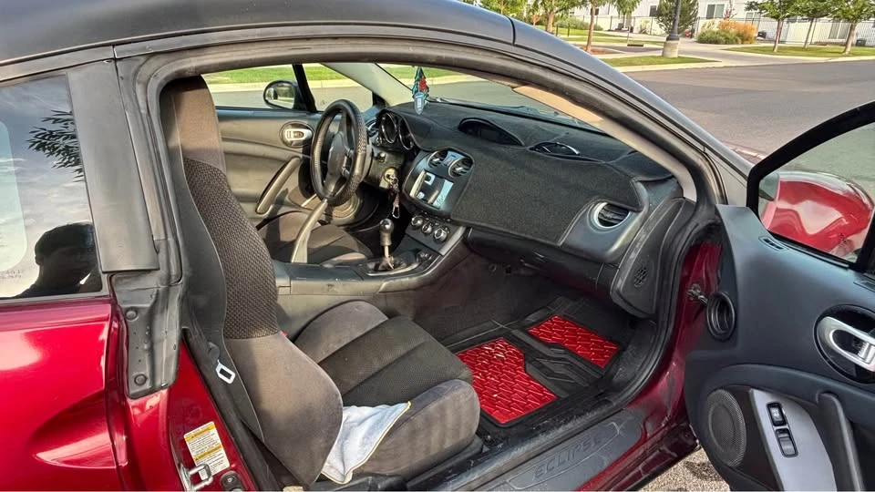 2006 Mitsubishi Eclipse 4th Gen - Image 9 of 12
