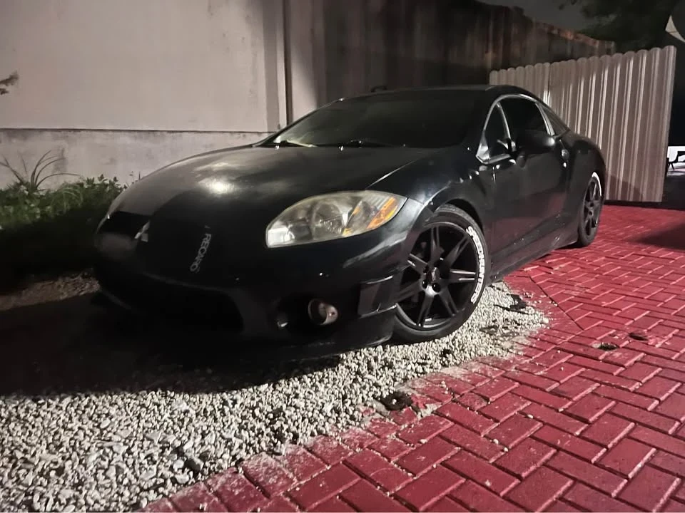 2006 Mitsubishi Eclipse 3rd Gen - Image 3 of 10