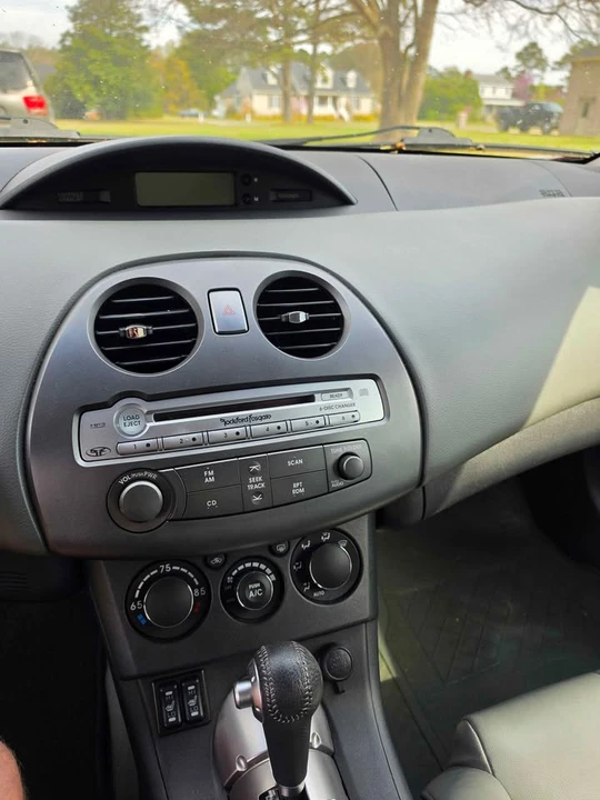 2006 Mitsubishi Eclipse 4th Gen - Image 9 of 10