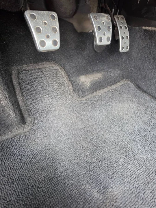 2006 Mitsubishi Eclipse 4th Gen - Image 4 of 13