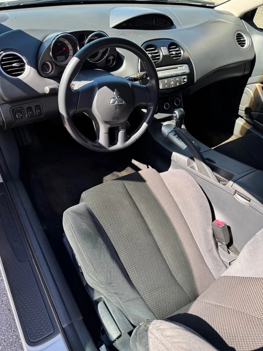2006 Mitsubishi Eclipse 4th Gen - Image 9 of 20