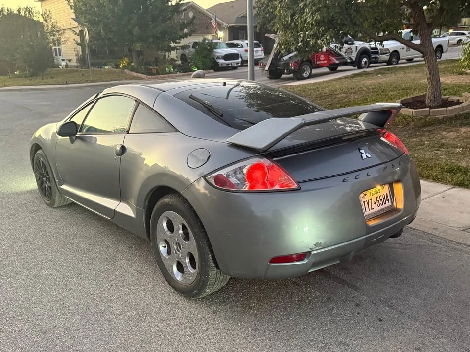 2006 Mitsubishi Eclipse 4th Gen - Image 2 of 9