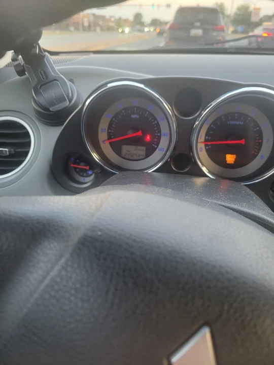 2006 Mitsubishi Eclipse 4th Gen - Image 16 of 19