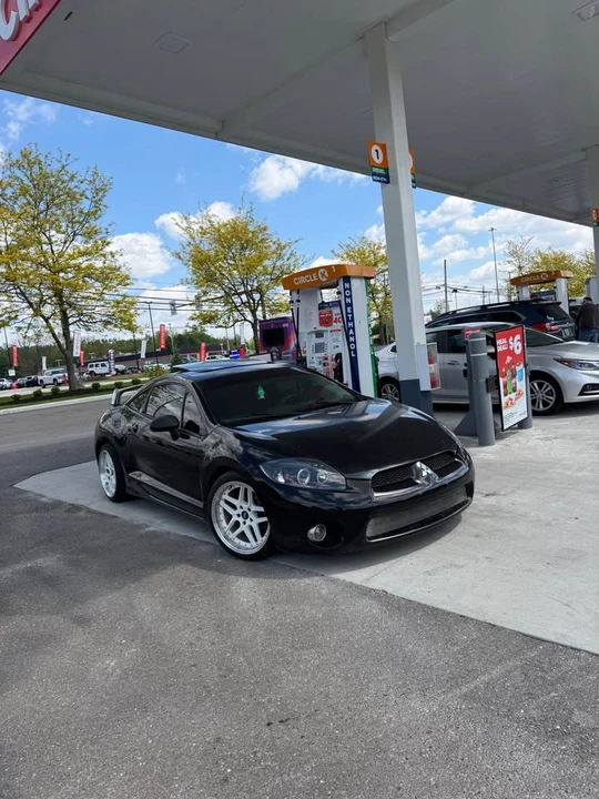 2006 Mitsubishi Eclipse 4th Gen - Image 2 of 8