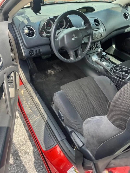 2006 Mitsubishi Eclipse 4th Gen - Image 9 of 10