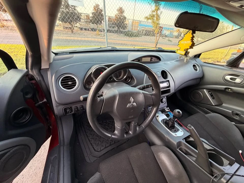 2006 Mitsubishi Eclipse 4th Gen - Image 2 of 18