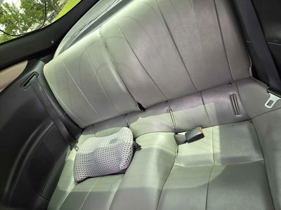 2006 Mitsubishi Eclipse 4th Gen - Image 10 of 14