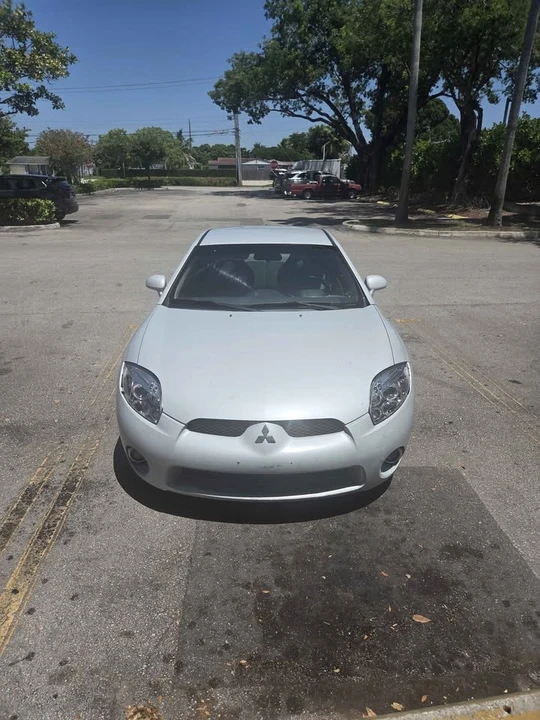 2006 Mitsubishi Eclipse 4th Gen - Image 2 of 10