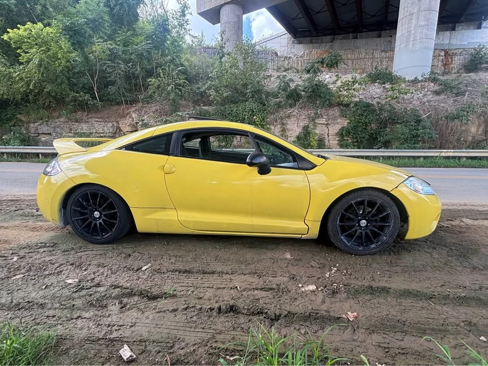 2006 Mitsubishi Eclipse 4th Gen - Image 4 of 11
