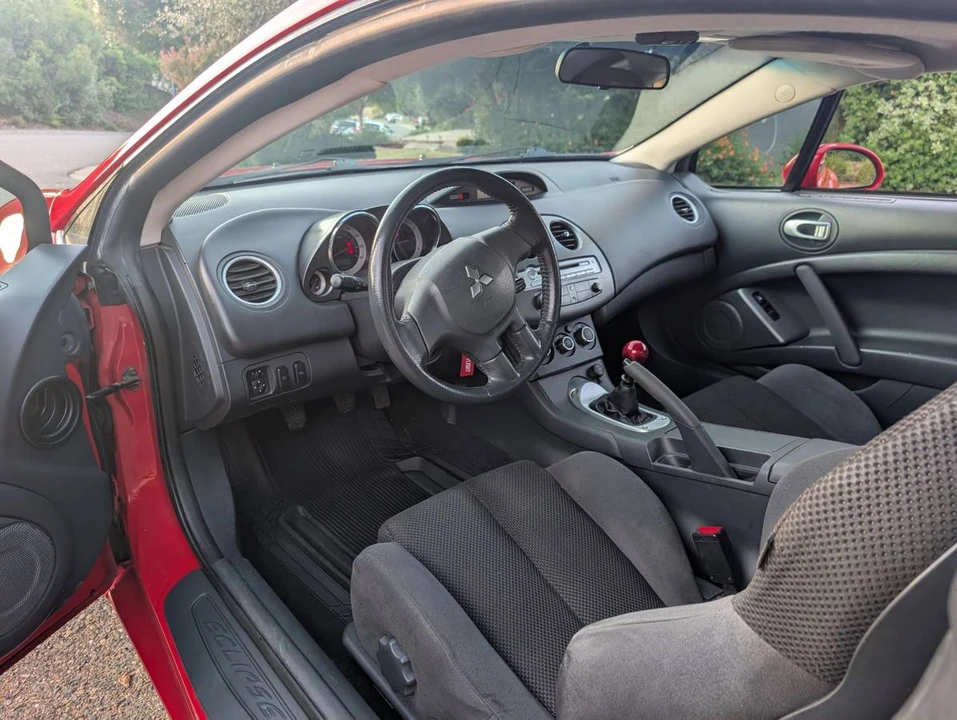 2006 Mitsubishi Eclipse 4th Gen - Image 12 of 22