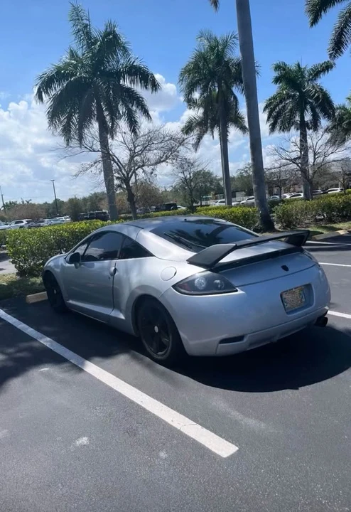 2006 Mitsubishi Eclipse 4th Gen - Image 2 of 6