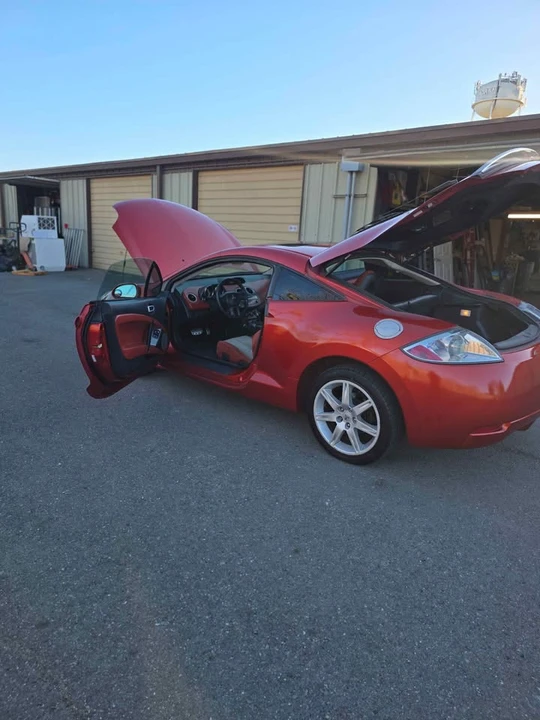 2006 Mitsubishi Eclipse 4th Gen - Image 9 of 15