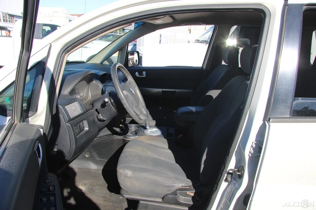 2006 Mitsubishi Endeavor - Image 12 of 21