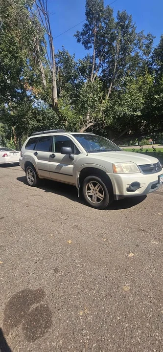 2006 Mitsubishi Endeavor - Image 8 of 9