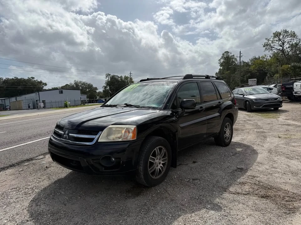 2006 Mitsubishi Endeavor - Image 7 of 17