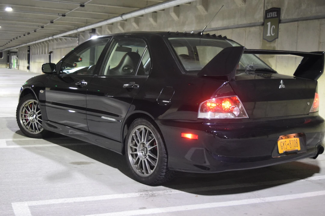 2006 Mitsubishi Lancer Evolution IX 8th Gen - Image 2 of 31
