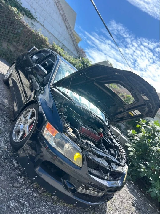 2006 Mitsubishi Lancer Evolution IX 8th Gen - Image 2 of 9