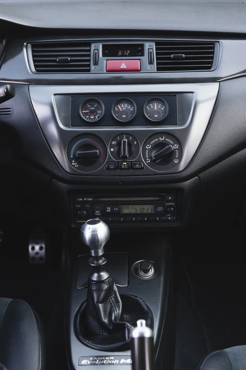 2006 Mitsubishi Lancer Evolution IX 8th Gen - Image 26 of 31