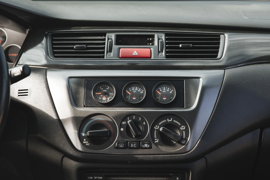2006 Mitsubishi Lancer Evolution IX 8th Gen - Image 24 of 31