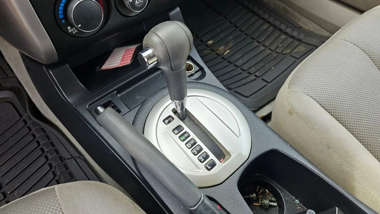 2006 Mitsubishi Galant 9th Gen - Image 22 of 28