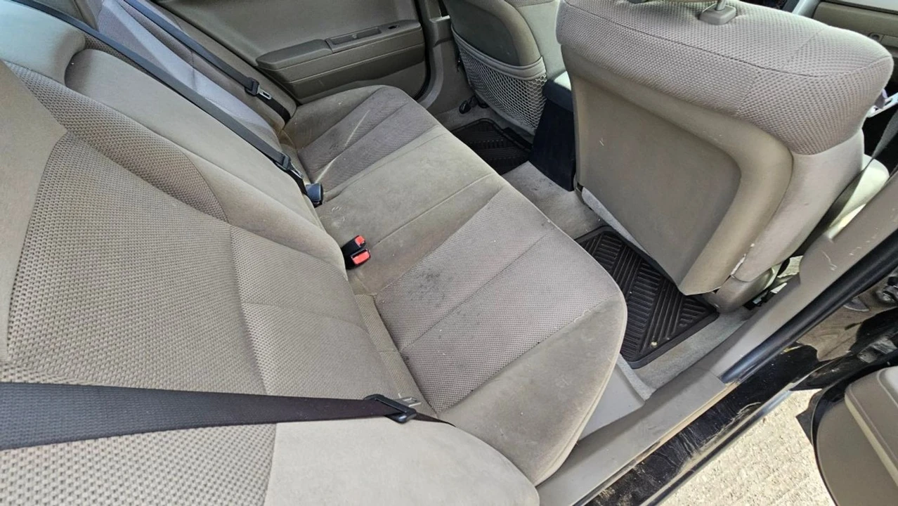 2006 Mitsubishi Galant 9th Gen - Image 17 of 21