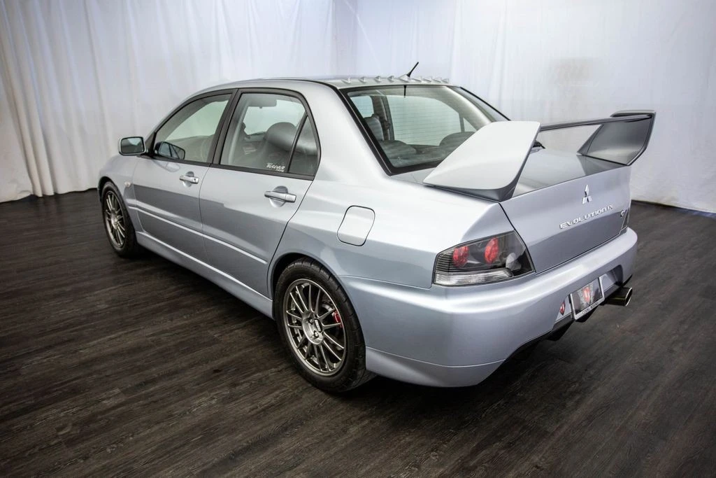 2006 Mitsubishi Lancer Evolution IX 8th Gen - Image 11 of 12