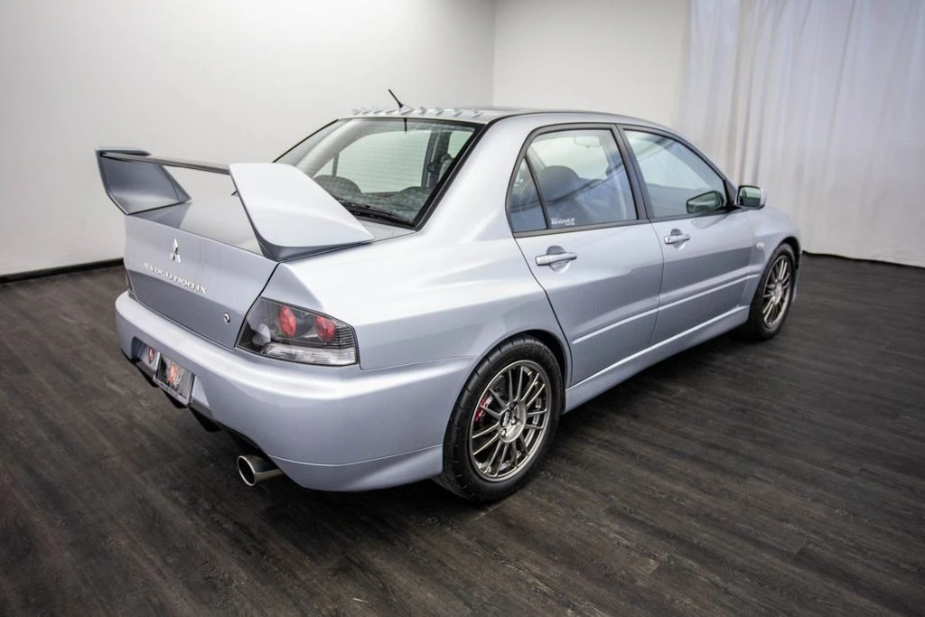 2006 Mitsubishi Lancer Evolution IX 8th Gen - Image 10 of 12