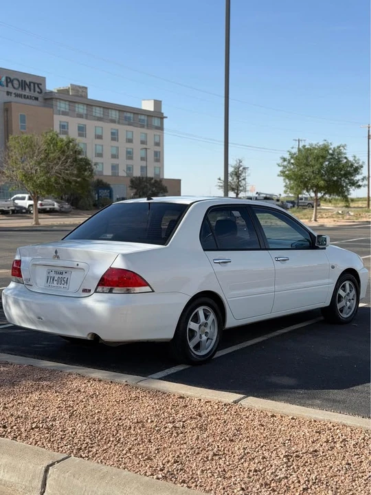 2006 Mitsubishi Lancer 8th Gen - Image 3 of 10