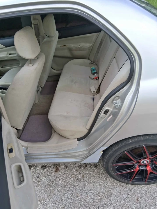2006 Mitsubishi Lancer 8th Gen - Image 9 of 11