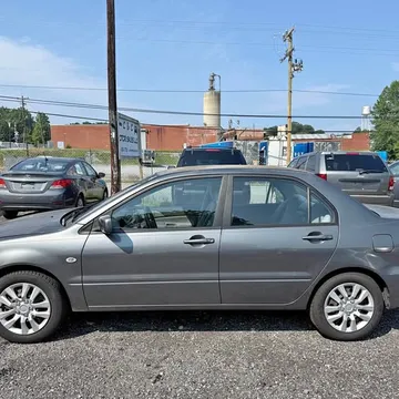 2006 Mitsubishi Lancer ES Sedan 4D